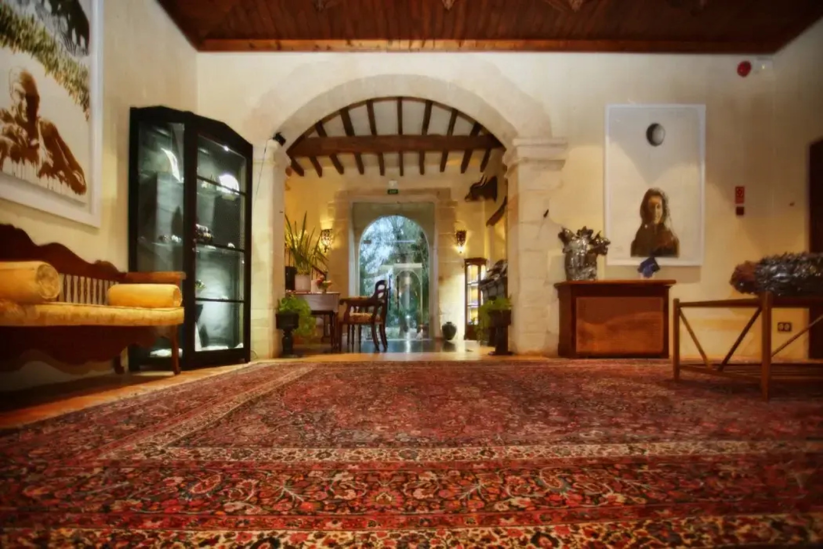 Reserva Rotana Hotel