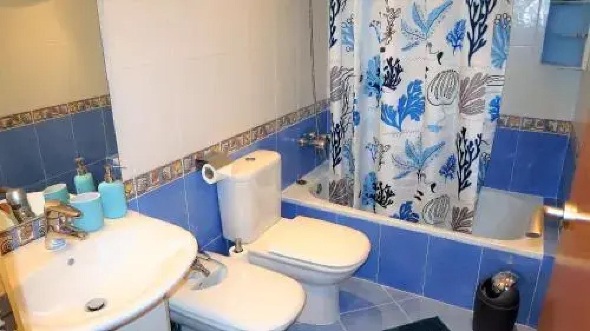 Helena Seaview & Beach-apartment