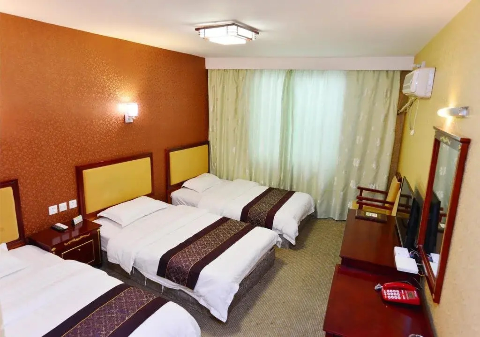Jiuxiang Hotel