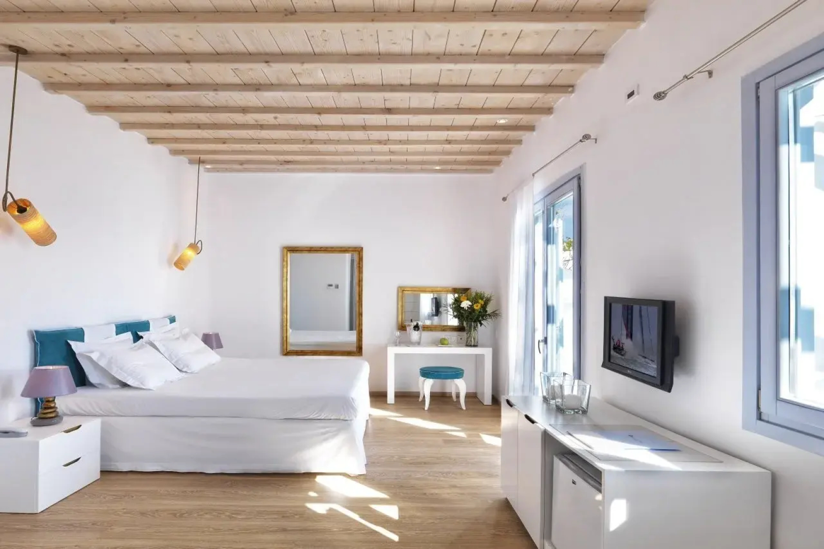 Suntouch Suites ‘’By Checkin’’ Adults Only