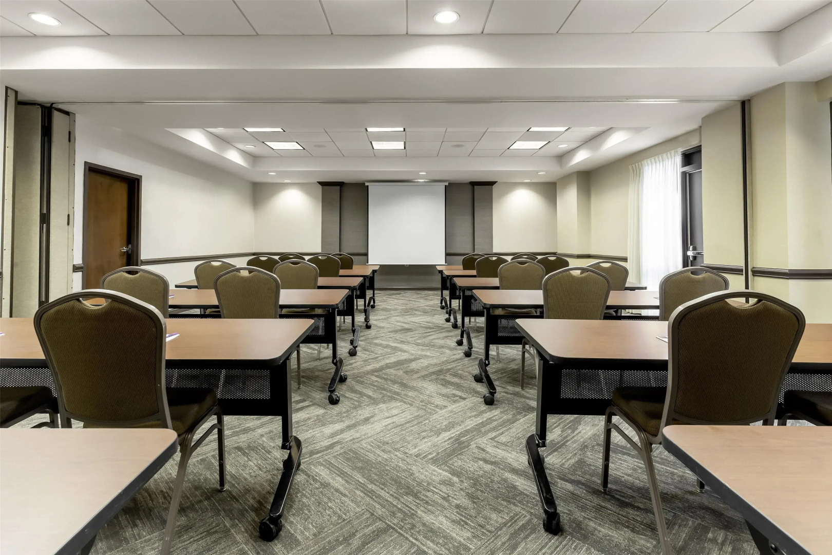 Hyatt Place Charlotte Airport / Billy Graham Parkway