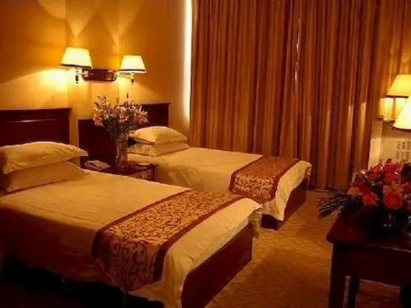 Jiaozuo Xingpeng Zhongzhou Holiday Hotel