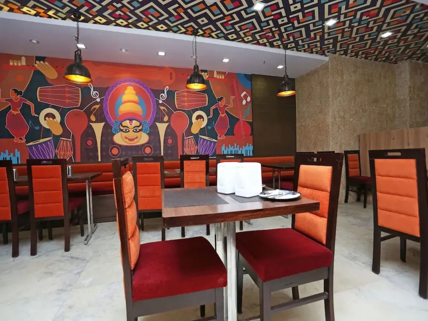 OYO 8576 Hotel Jiwan Plaza