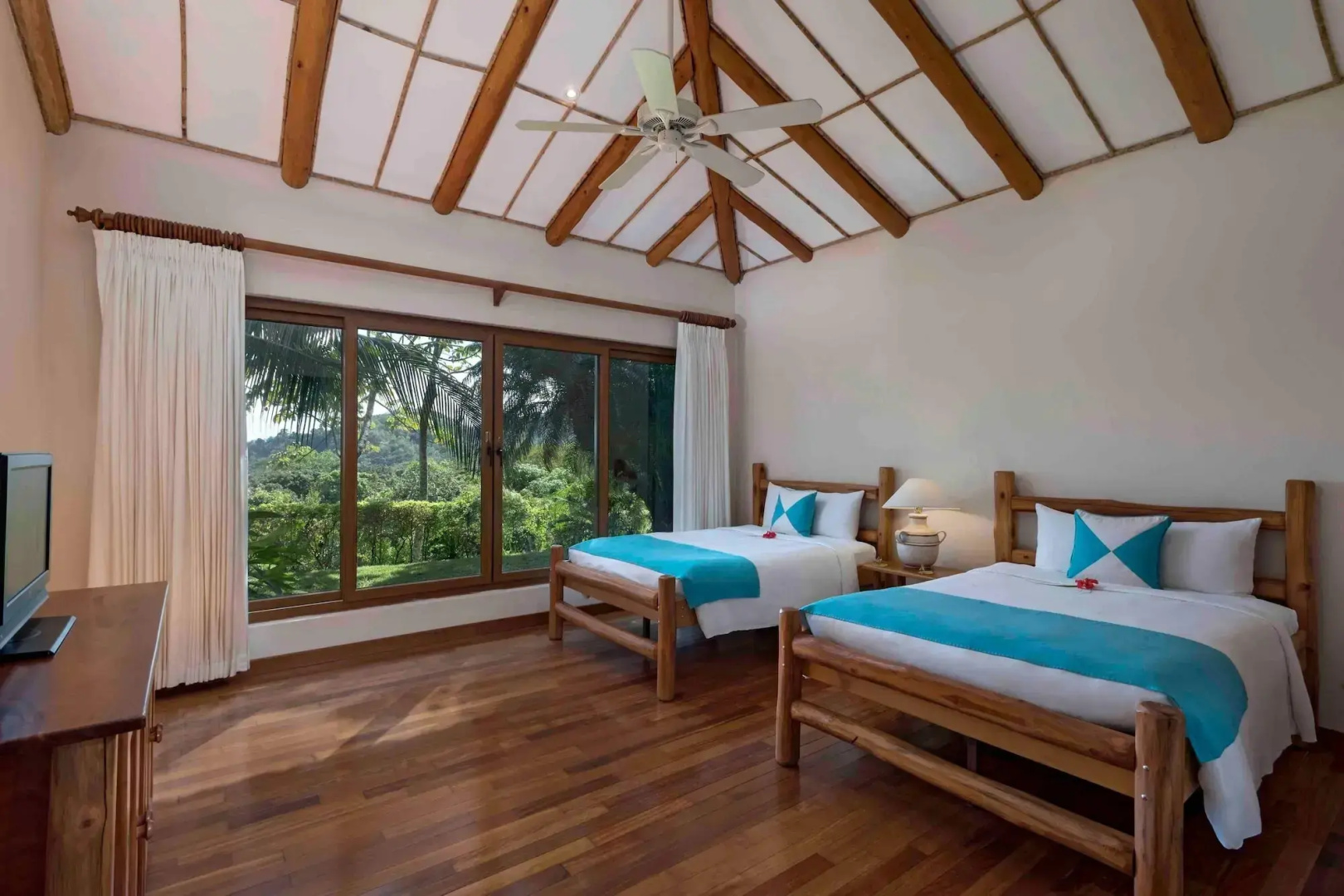 Punta Islita, Autograph Collection