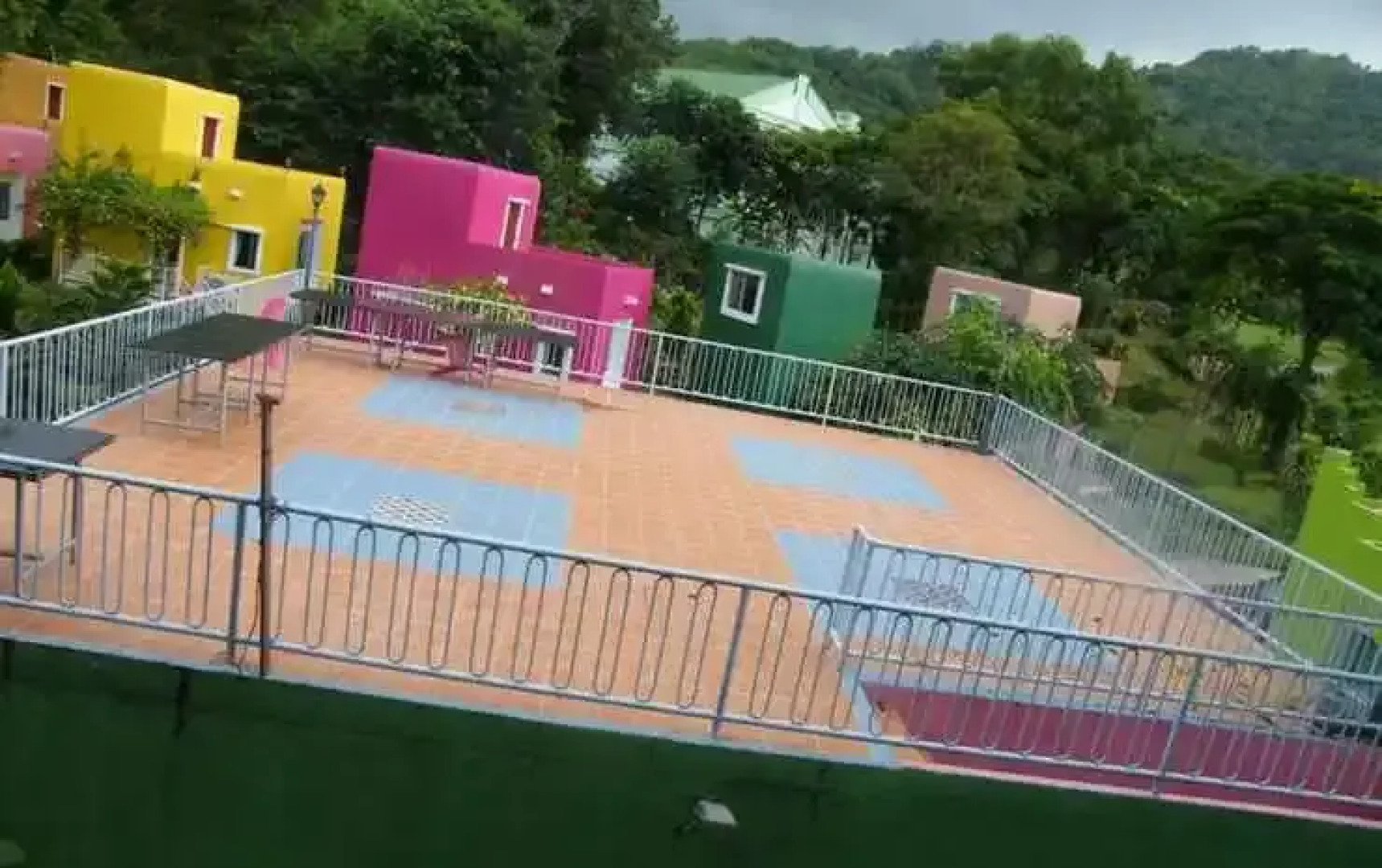 培福安姆度假酒店(Phuauem Resort)