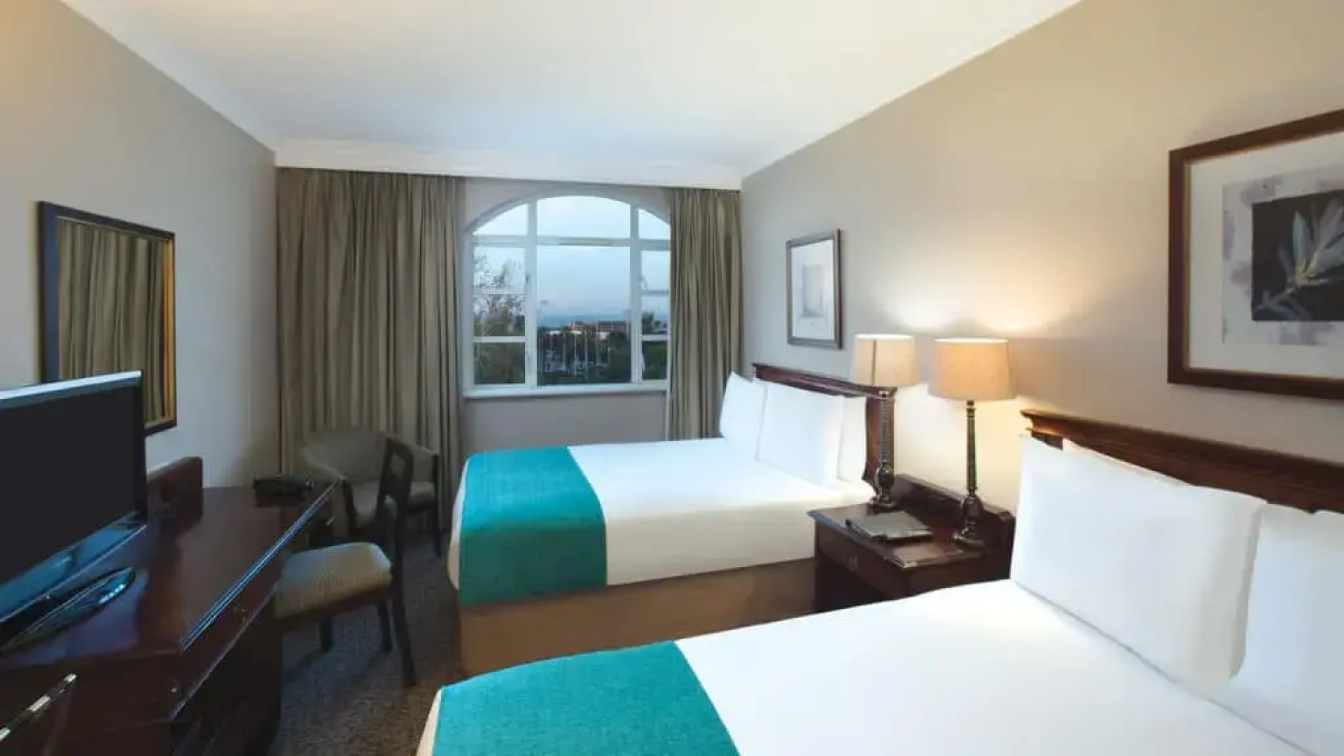 The Ridge Hotel