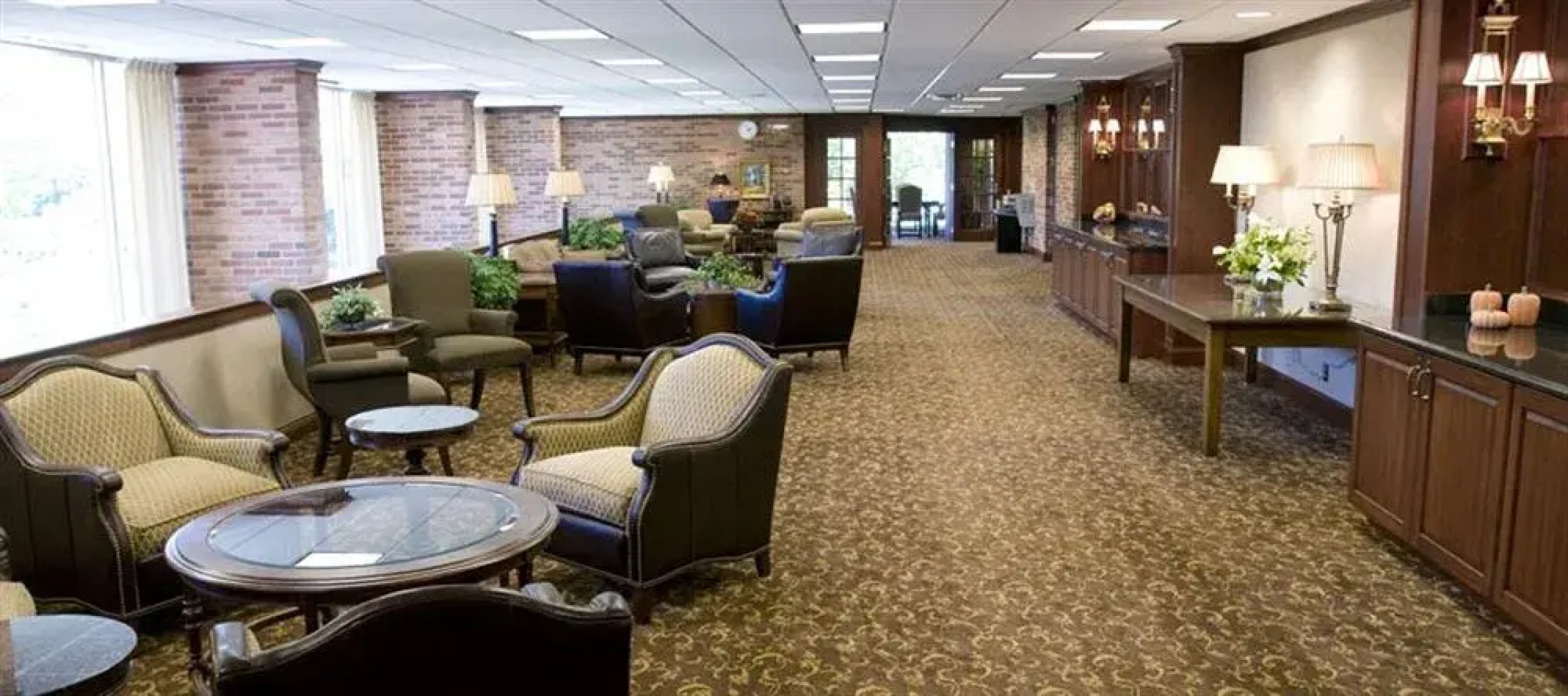 Hillsdale College Dow Hotel and Conference Center