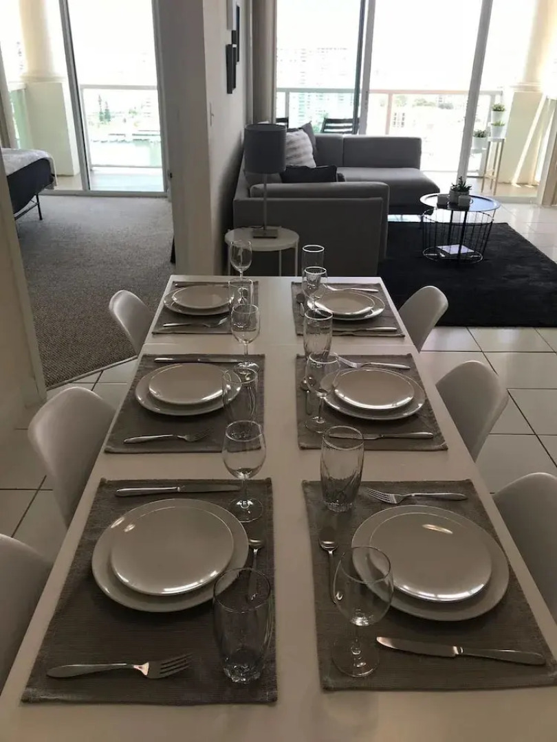 Big Place in Sunny Isles near Beach