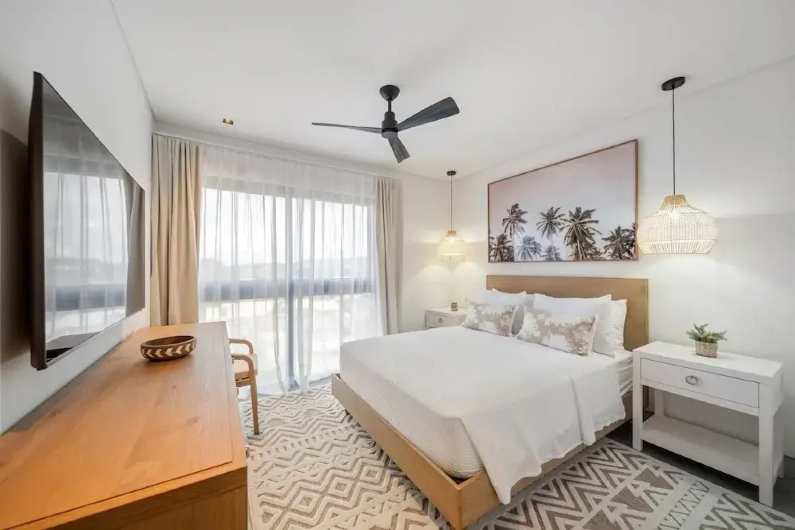 Allure 505 3 Bedroom Apts