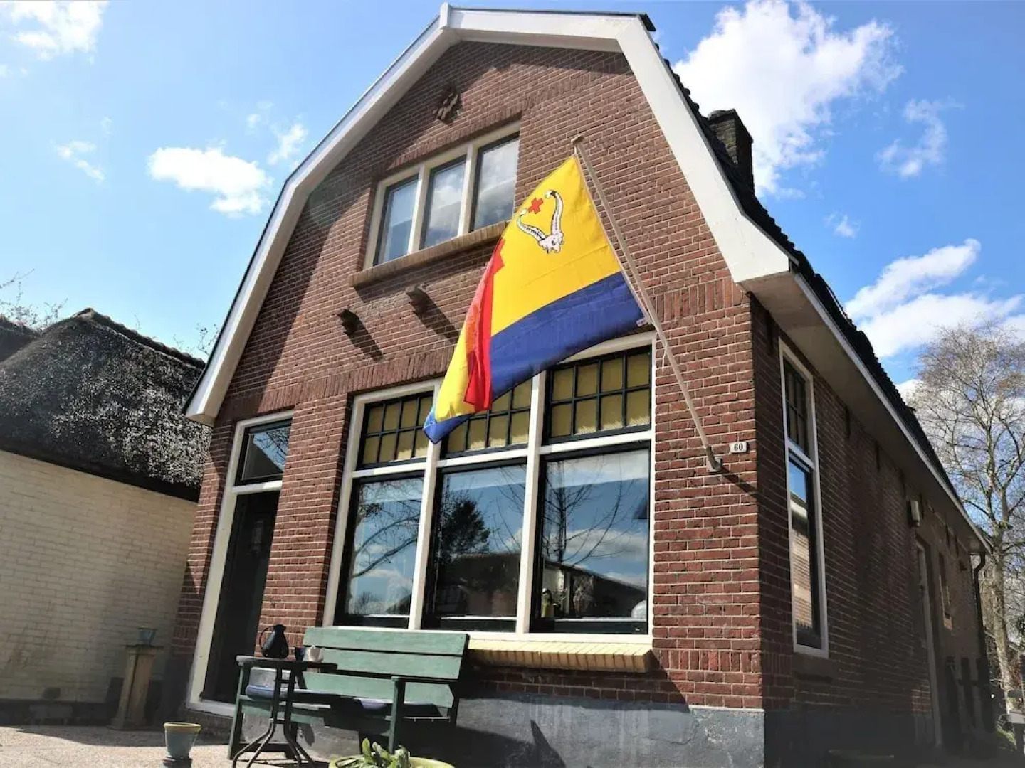 Wonderful Mansion in Giethoorn near Museum with Terrace