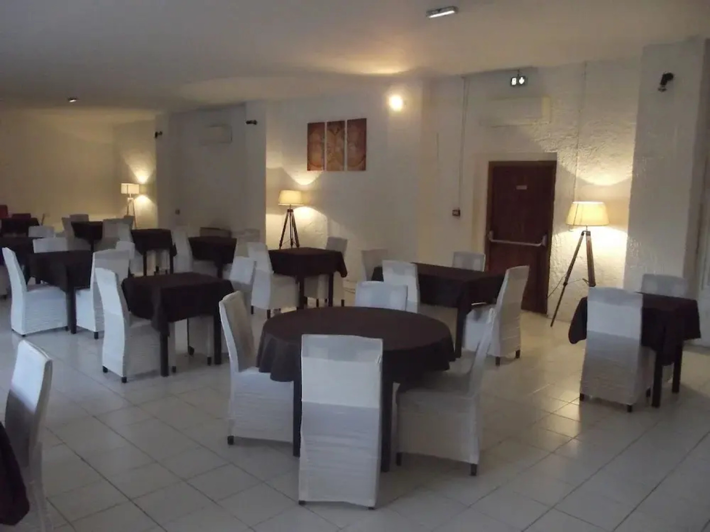 Le Domaine de Jaugy - Hostel