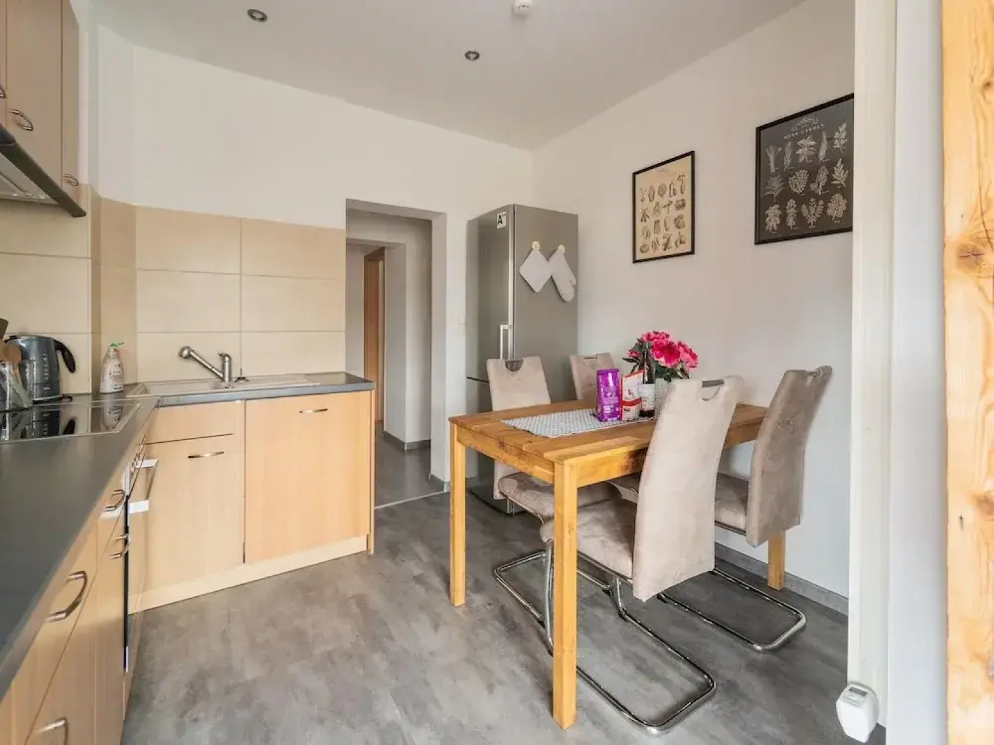 Retreat With Forest Views