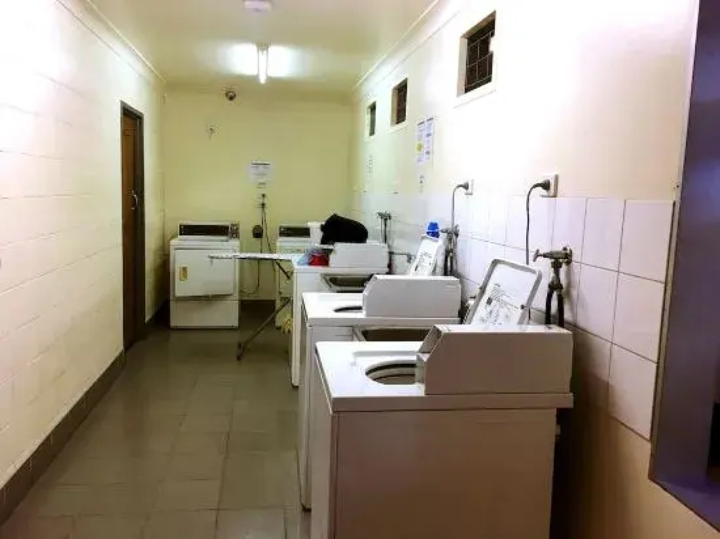 Banana Bender Backpackers