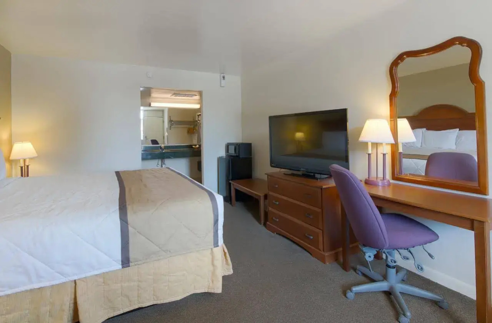 Travelodge by Wyndham Lynchburg