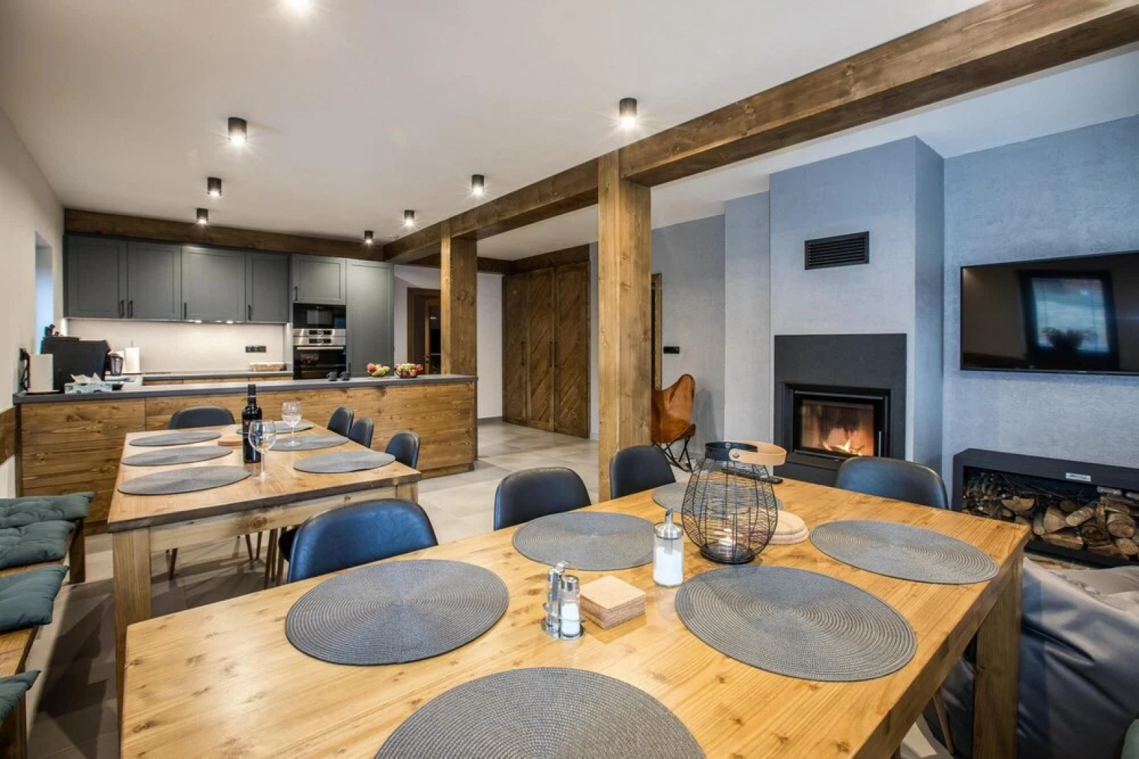 Mountain Chalet Lbh027