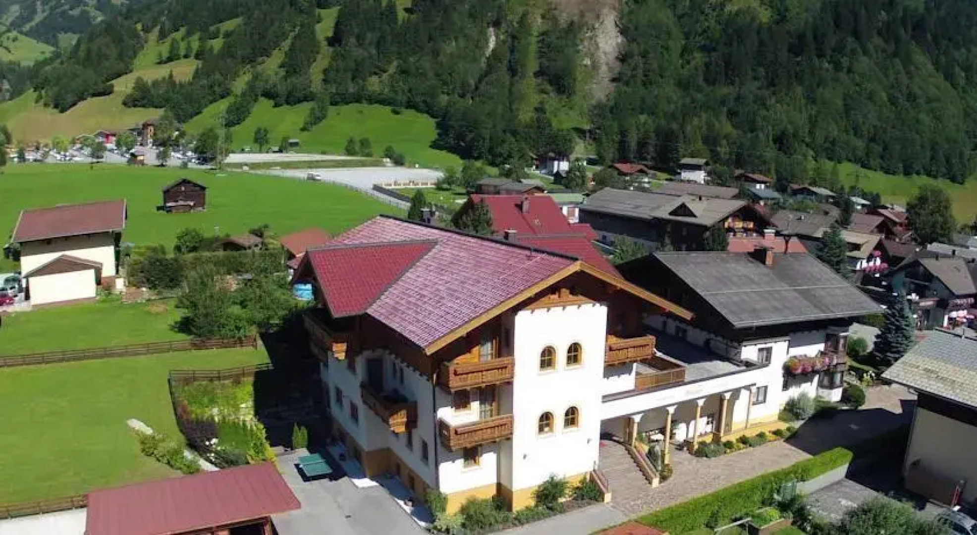 Landhaus & Appartementhaus Haussteiner