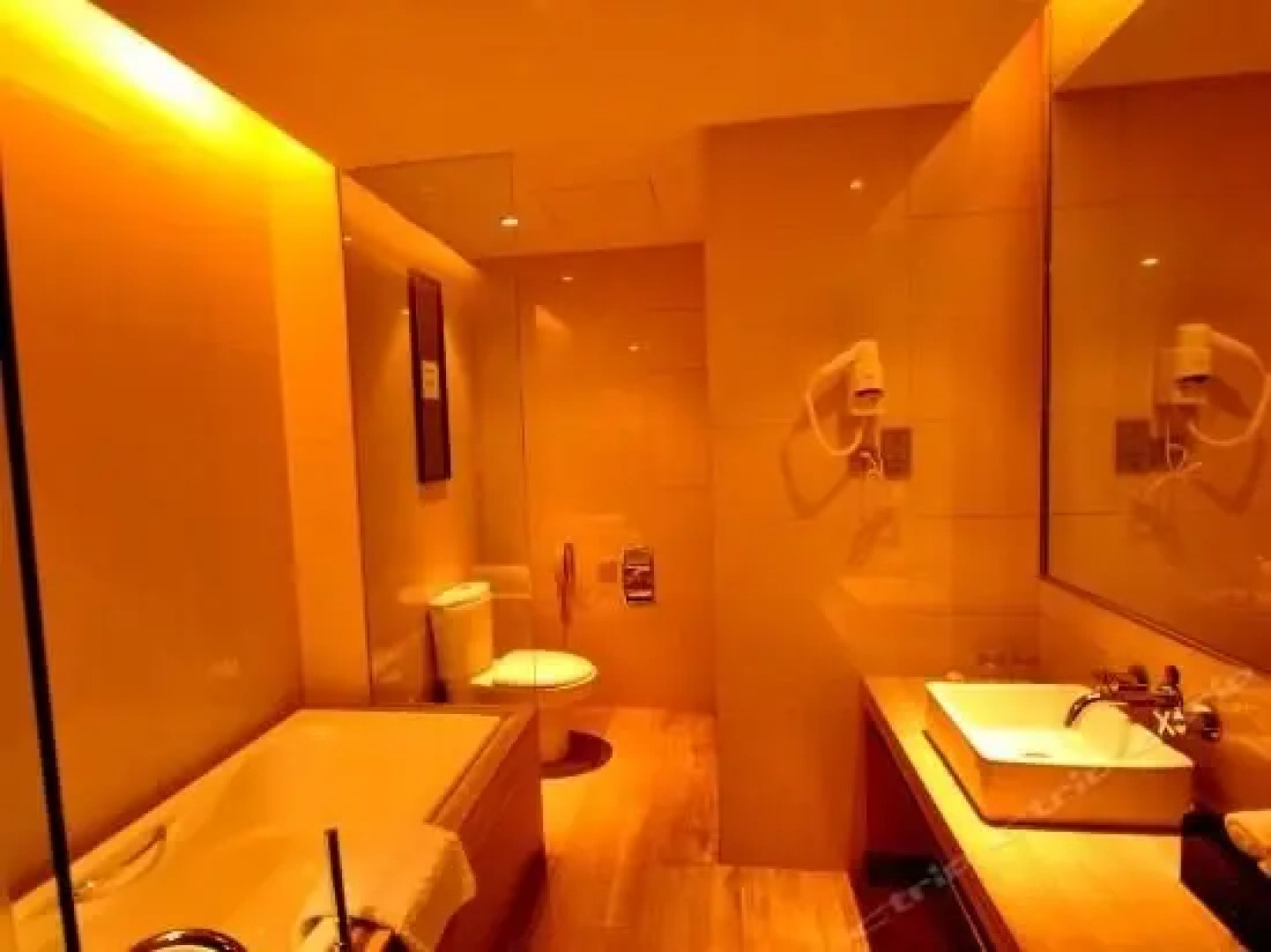 C.kong Labor Hotel - Harbin