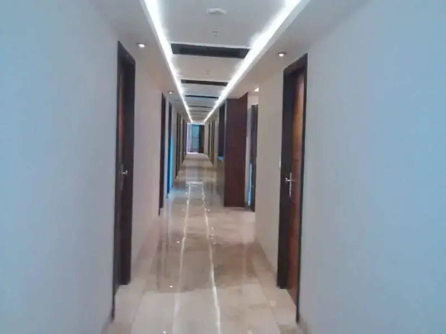 Wingston A Treehouse Hotel-Goverdhan