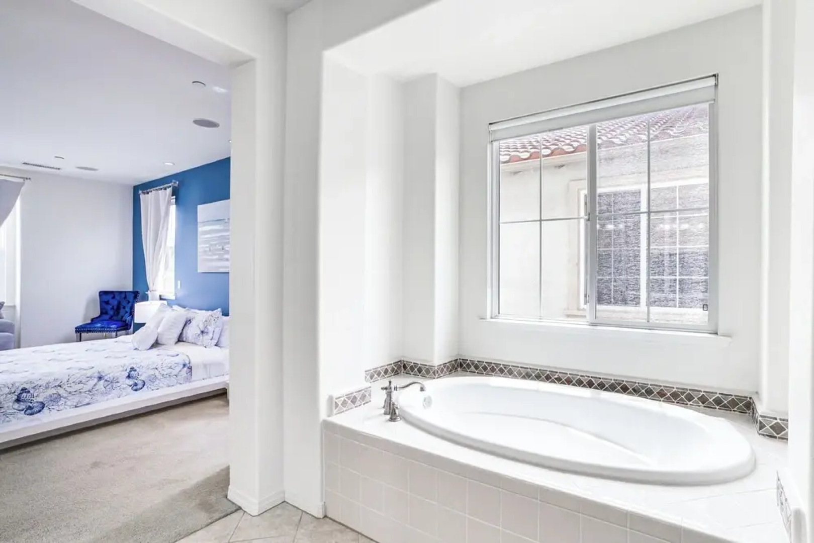 Coastal, Canal-front Oxnard Home ~ 1 Mi to Beach!