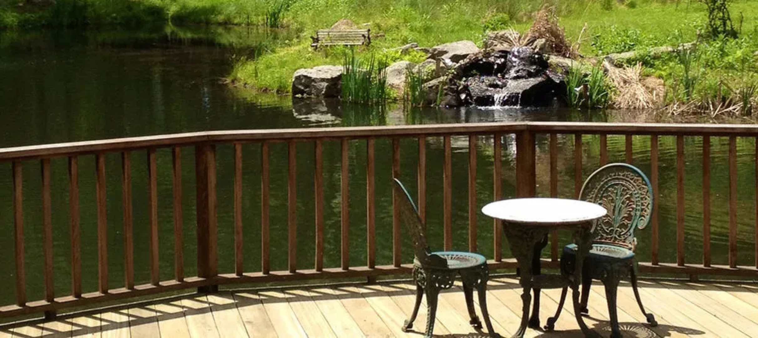 Enchanted Manor of Woodstock Bed and Breakfast