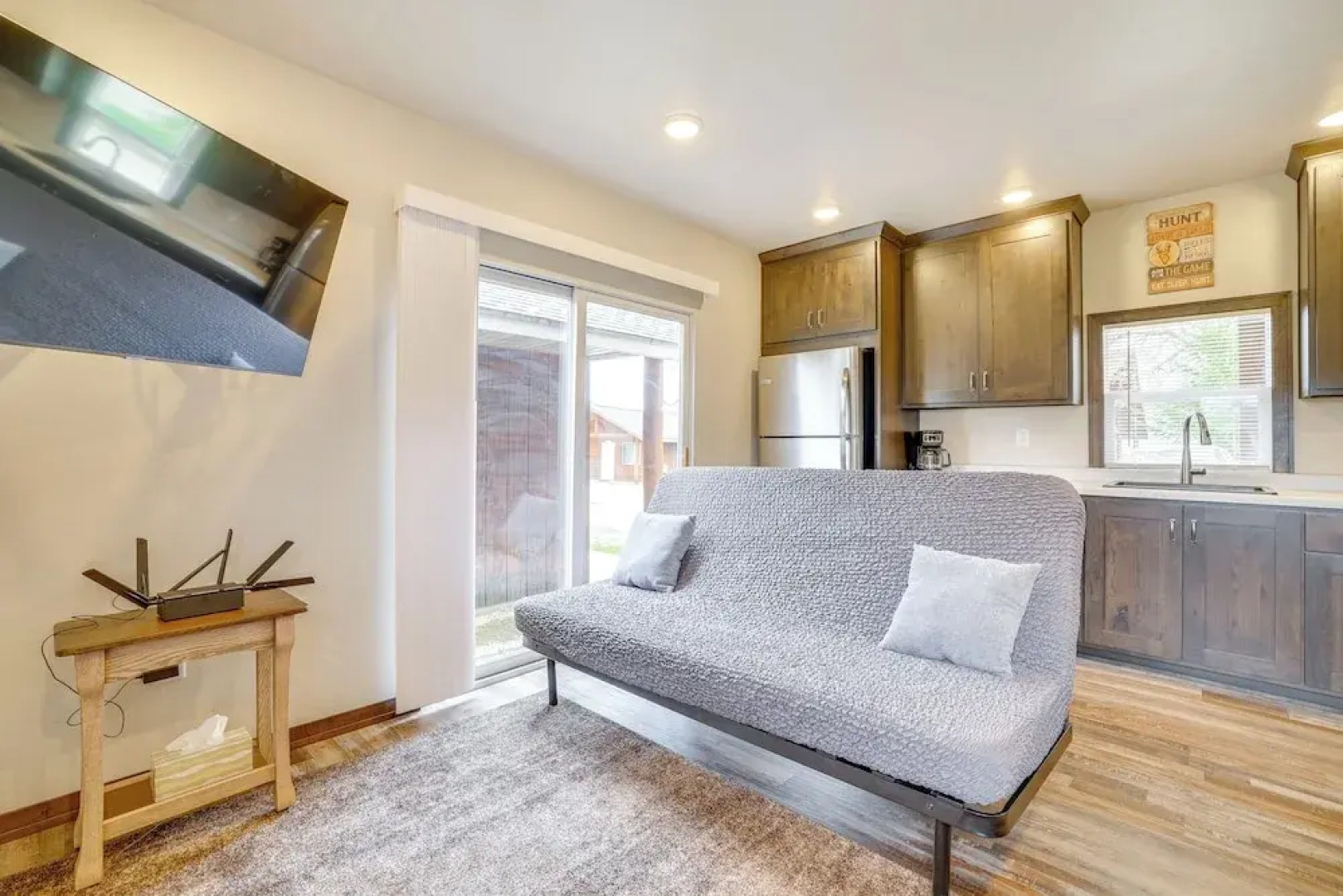 14 Mi to Mississippi River: Rural Cochrane Retreat