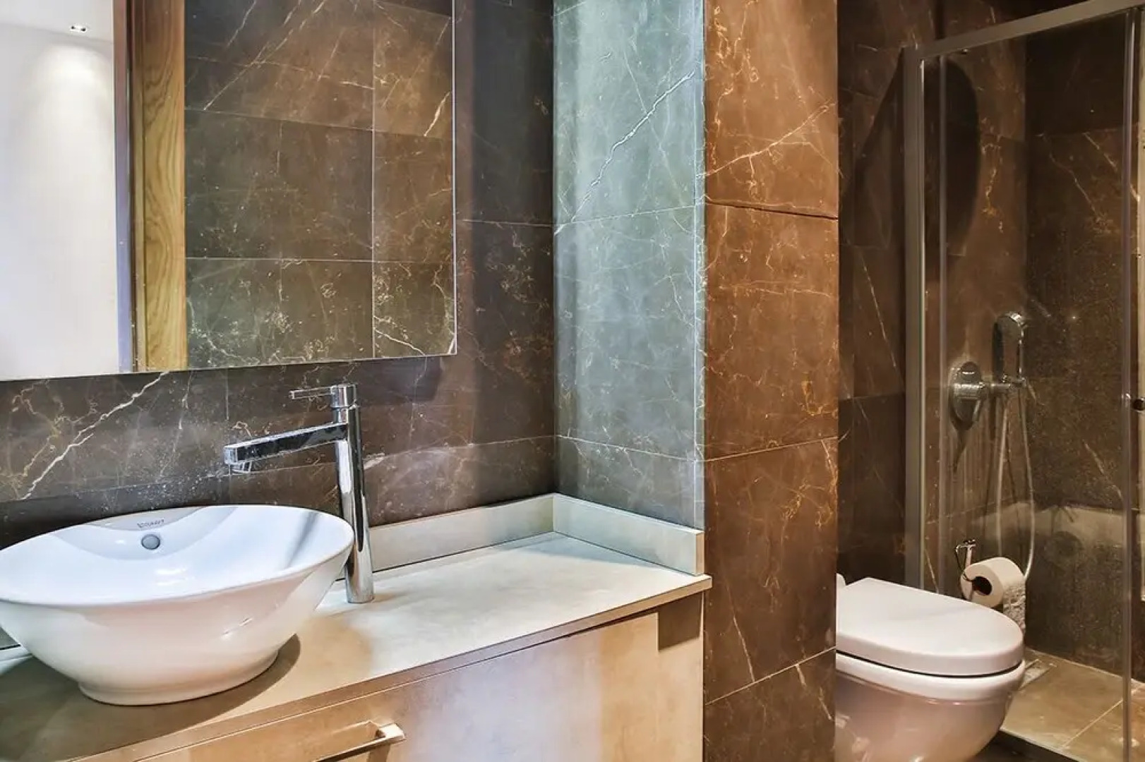 Important Group Villa Hills