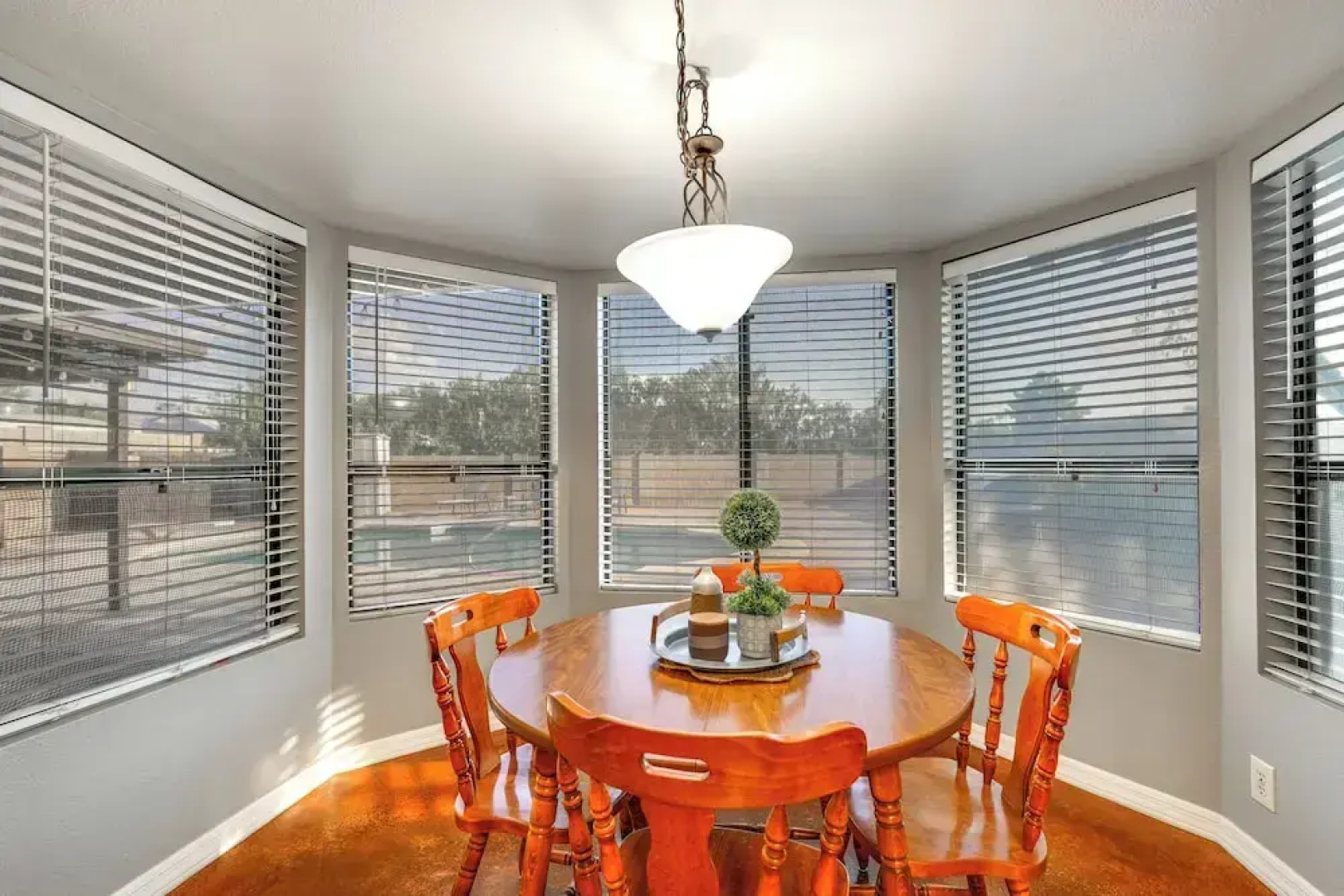 5 Mi to Asu: Tempe Home w/ Heated Pool & Fire Pit