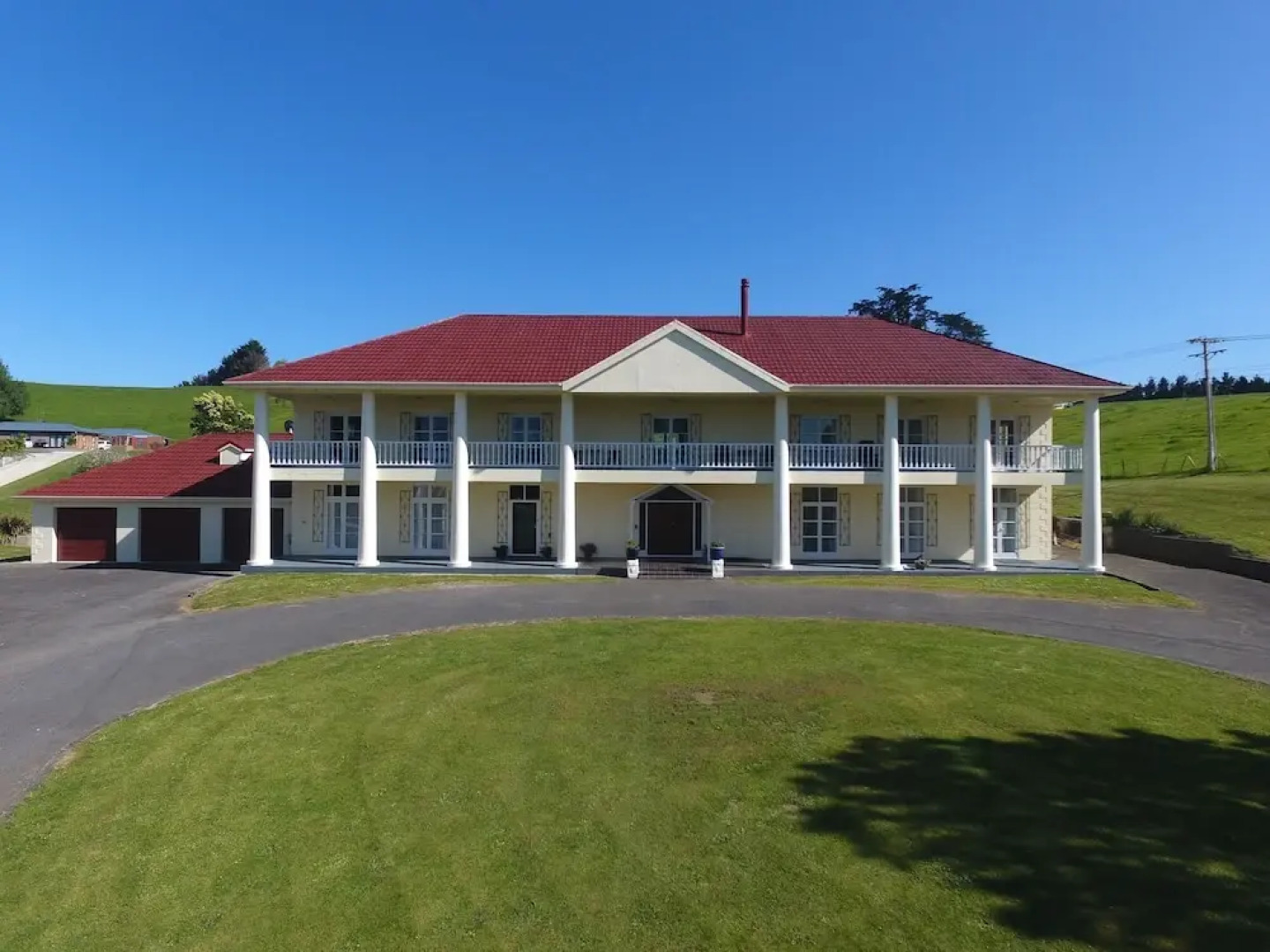 Luxury 3Brm Mannor in Temple View