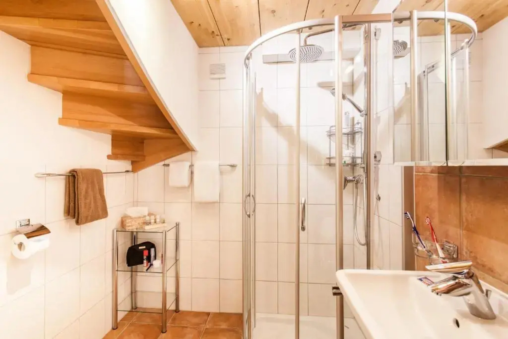 Chalet Hinter Dem Rot Stei