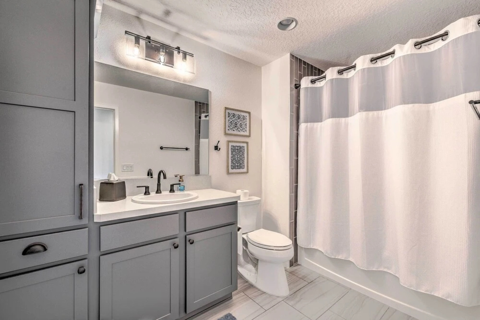 Near Golf: Home w/ Grill & Pool Access in Wildwood