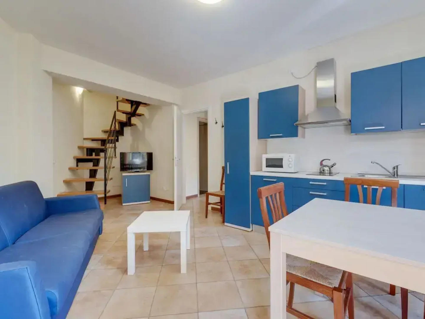 Apartment on Lake Idro With Pool