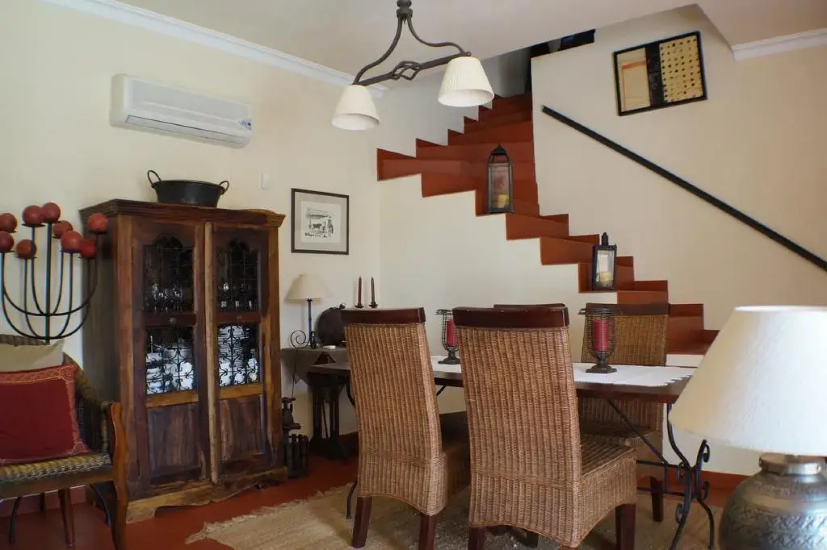 Casa Monserrat