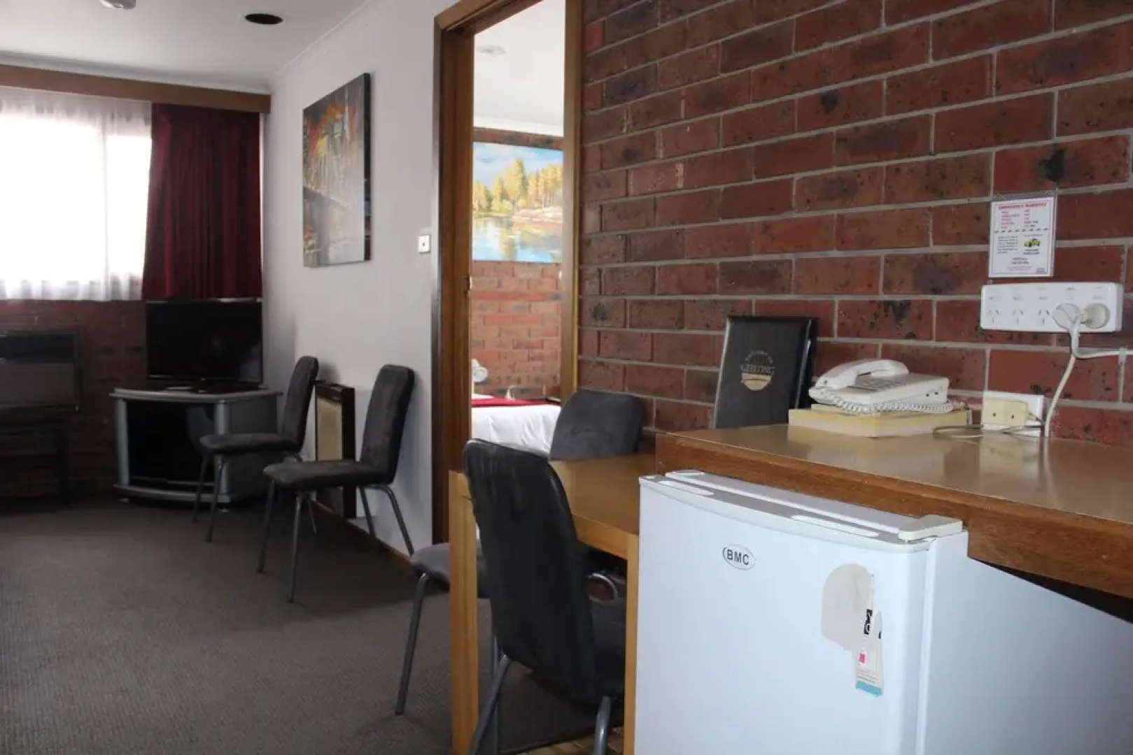 Kardinia Park Motel