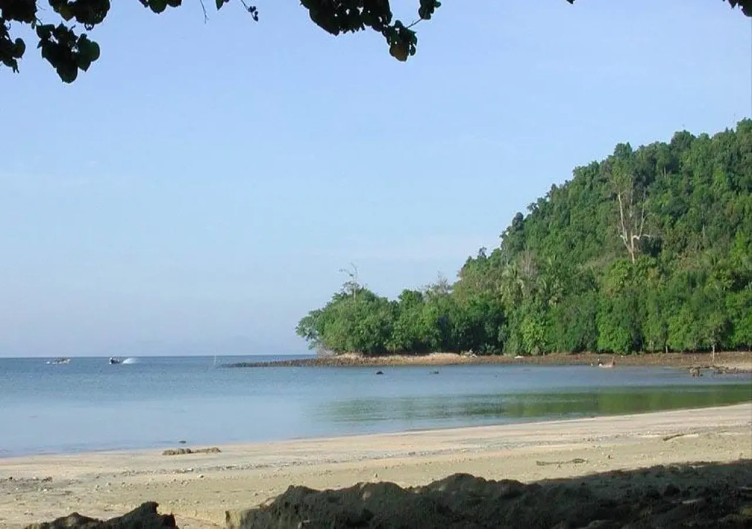 Bonhomie Beach Cottages