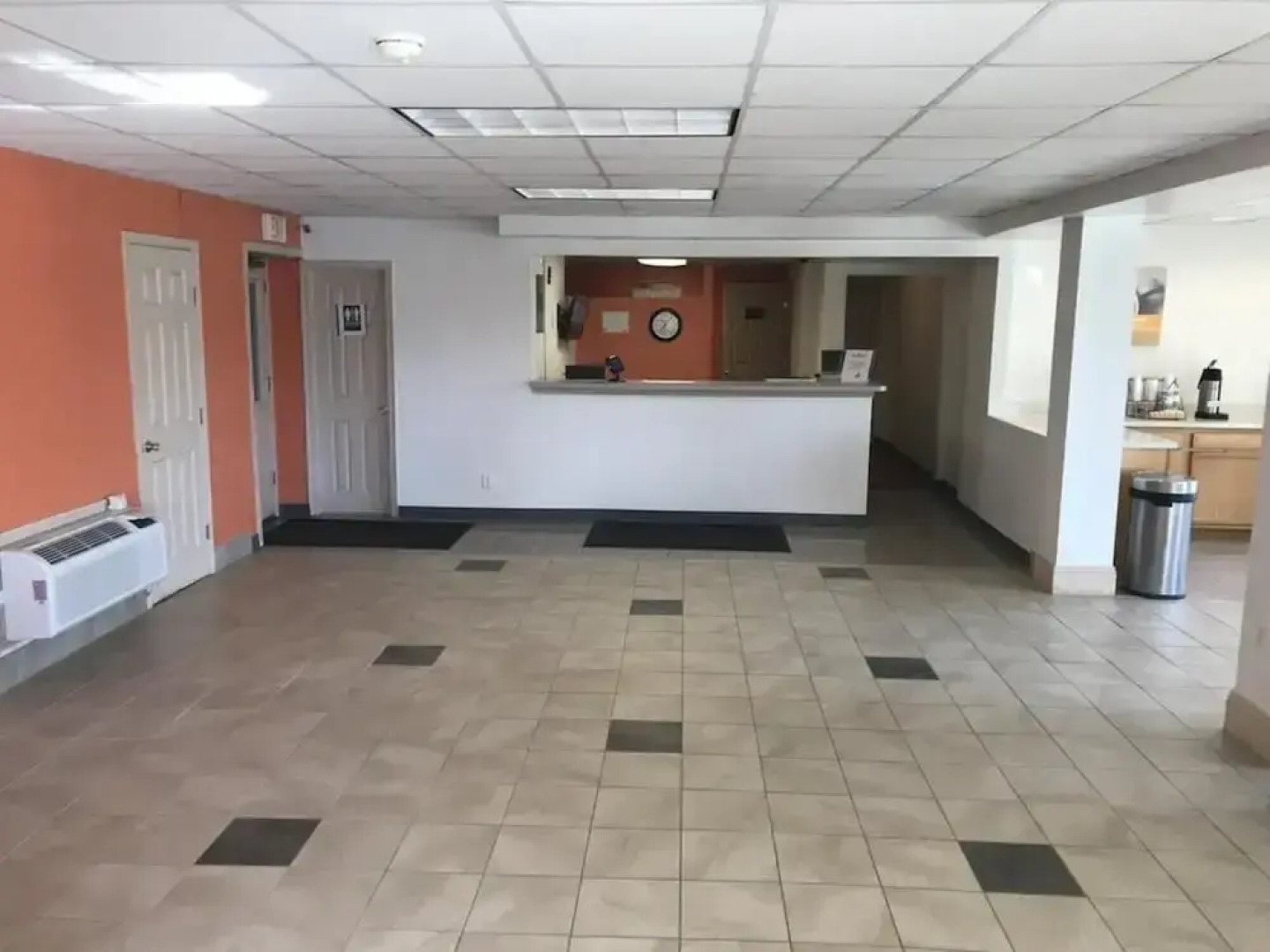 Super 8 - North Lima OH