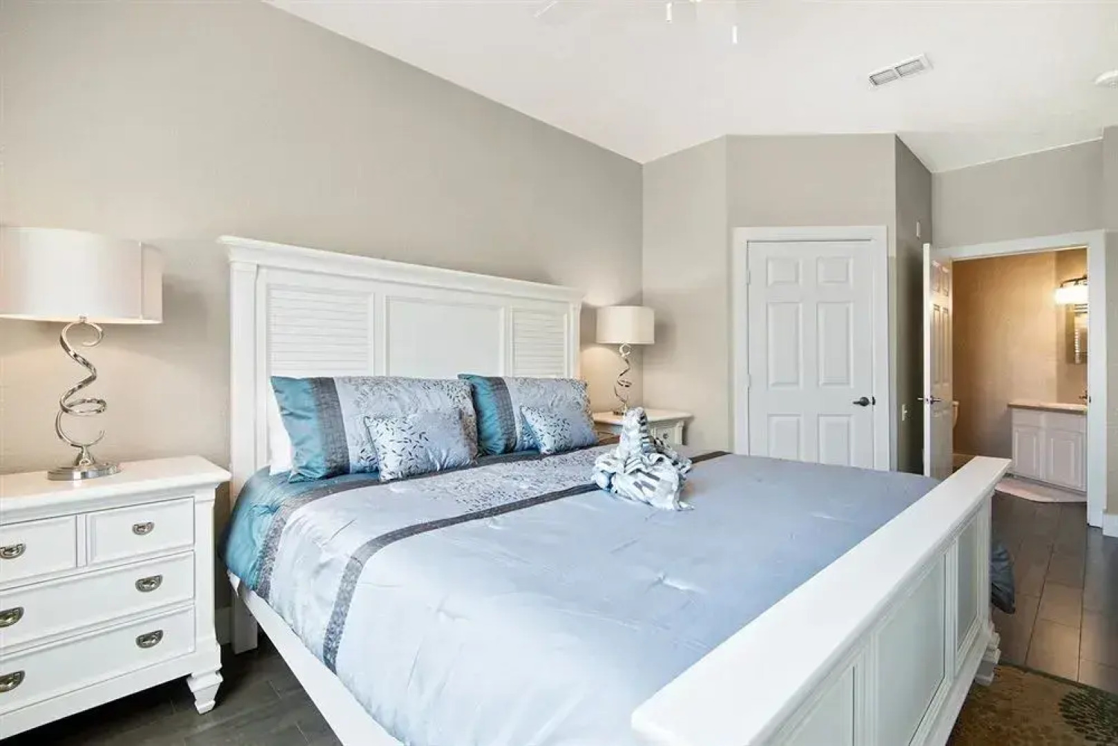 Five Star Vacation Homes