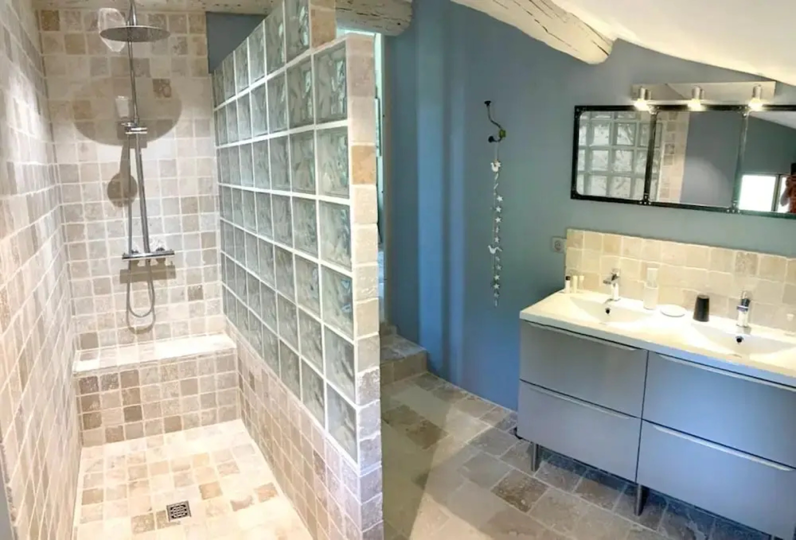 House With 2 Bedrooms in Roussillon, With Shared Pool, Enclosed Garden and Wifi