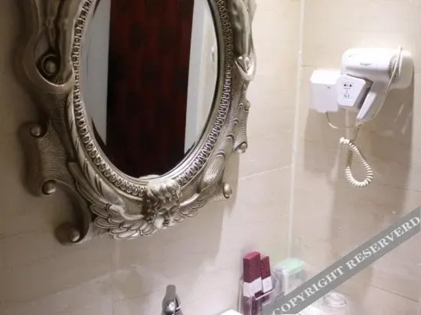 Madange Theme Hotel