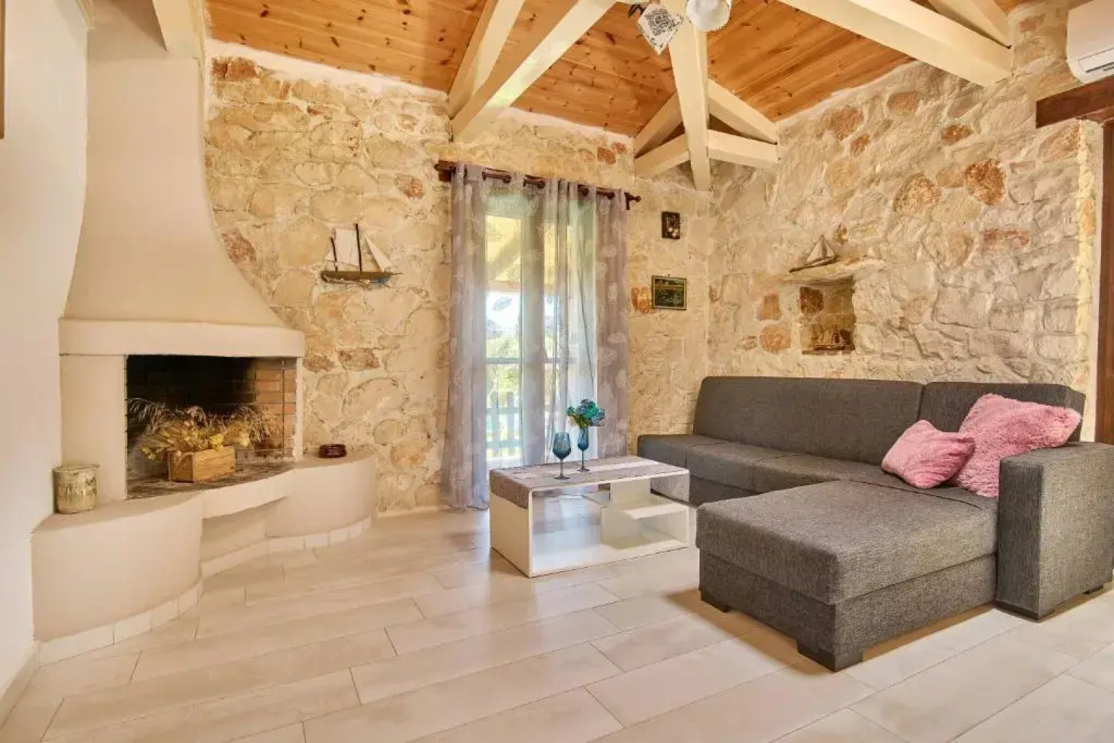 Stone House Gerakas