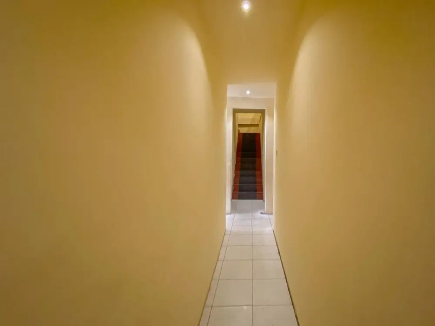 Urbanview Hotel ME Jayapura
