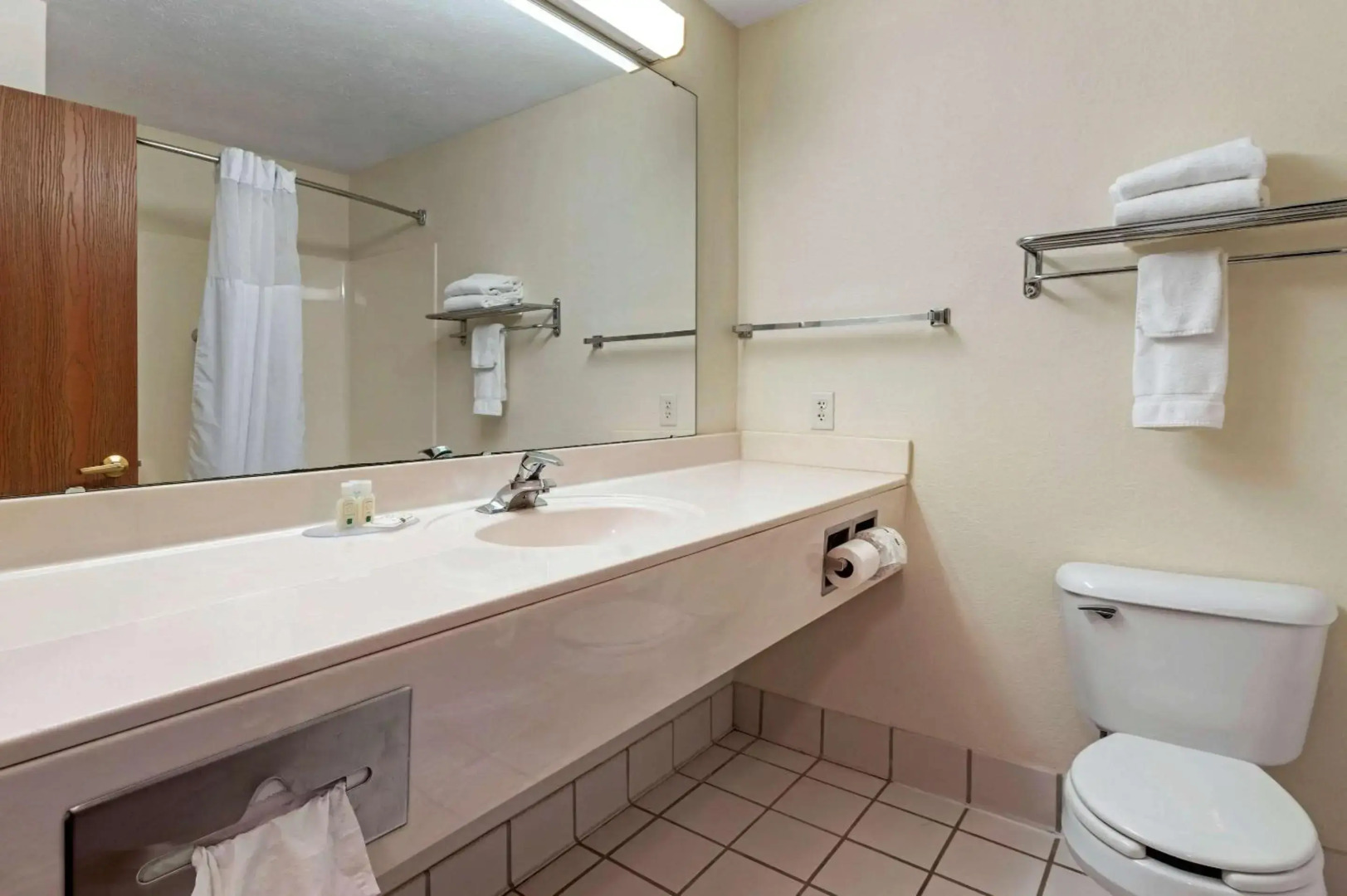 Surestay By Best Western Obetz Rickenbacker Airport