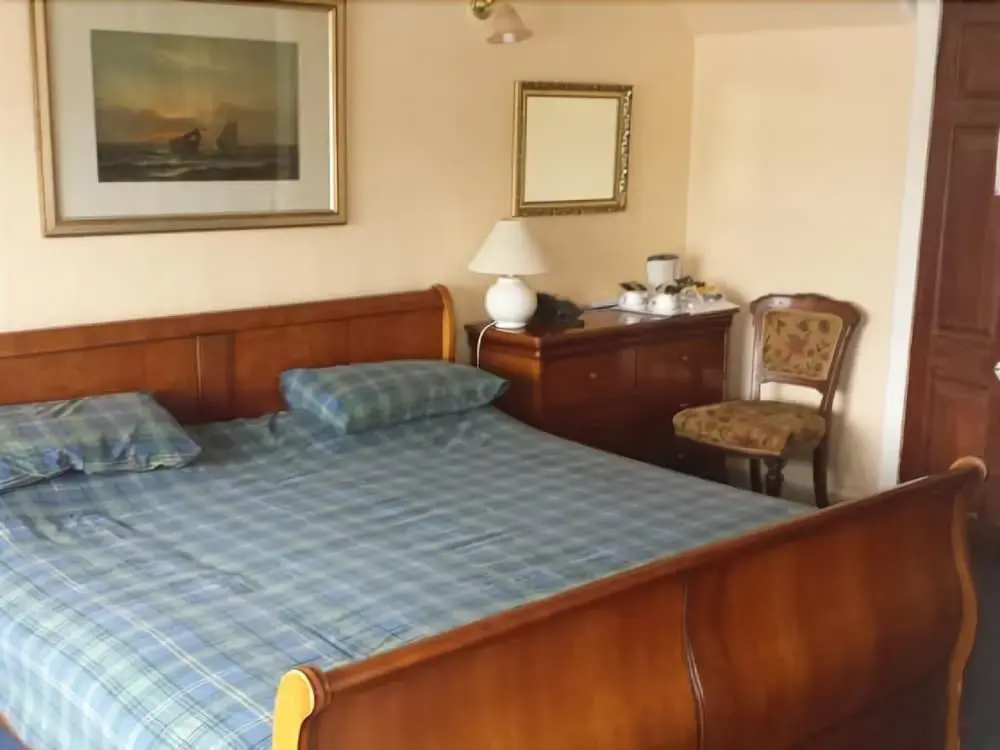 The Steam Packet Inn