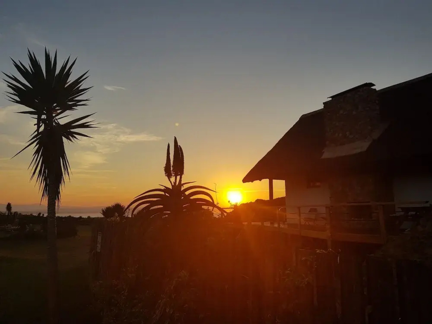 Dreamland Beach House & Studios at Supertubes