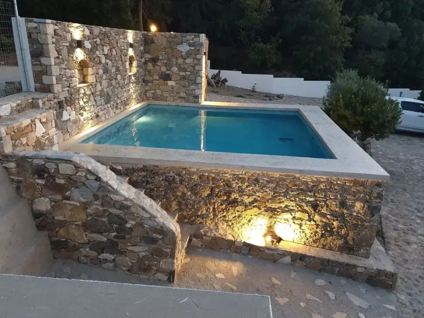 Chaihoutes stone House into Olive farm in Zia