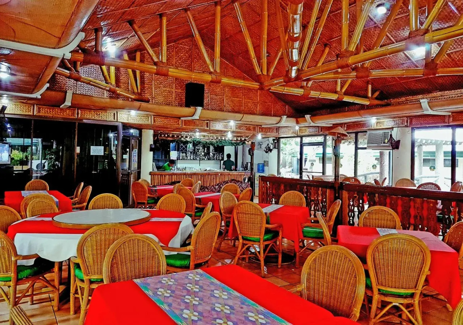 Family Country Hotel & Convention Center