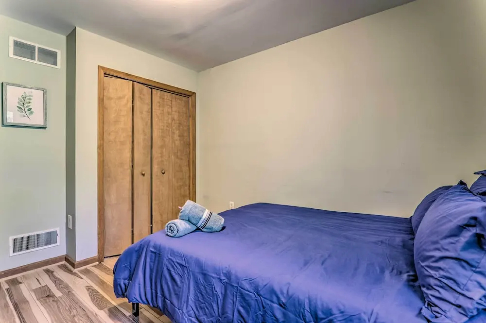 Poconos Retreat w/ Game Room, Hot Tub, & Sauna!