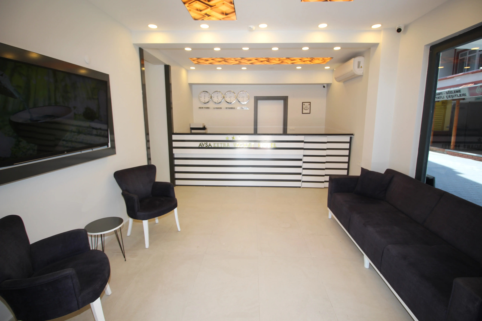 Extravagant Hotel Avsa