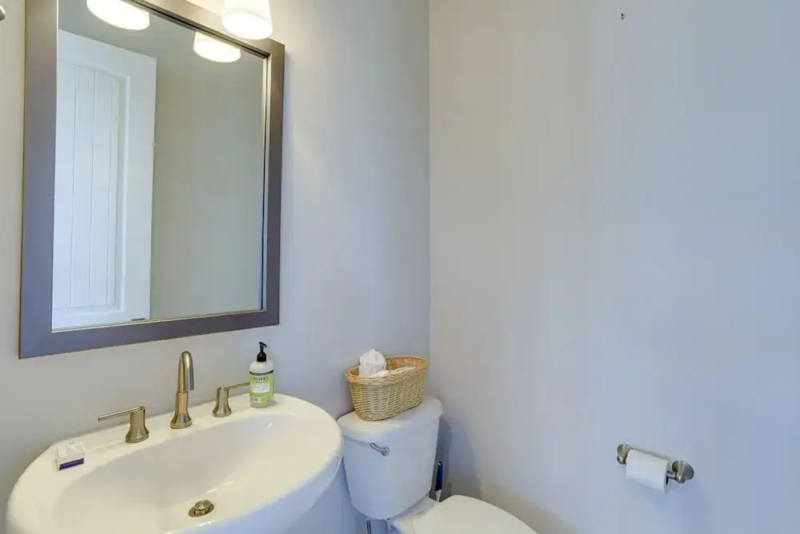 Modern Redington Beach Townhome: Steps to Beach!