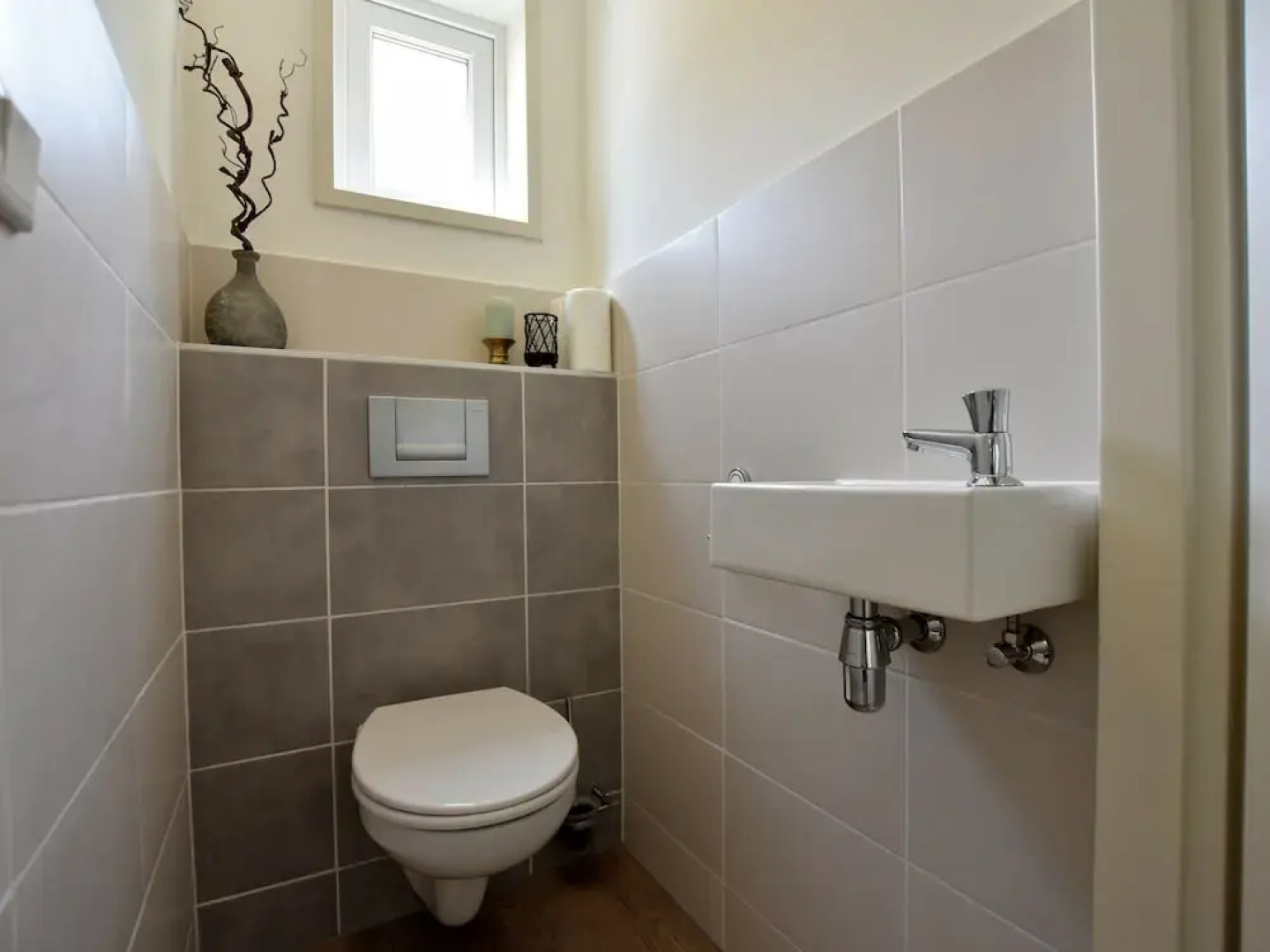 Luxury Holiday Home in Hulshorst With Terrace