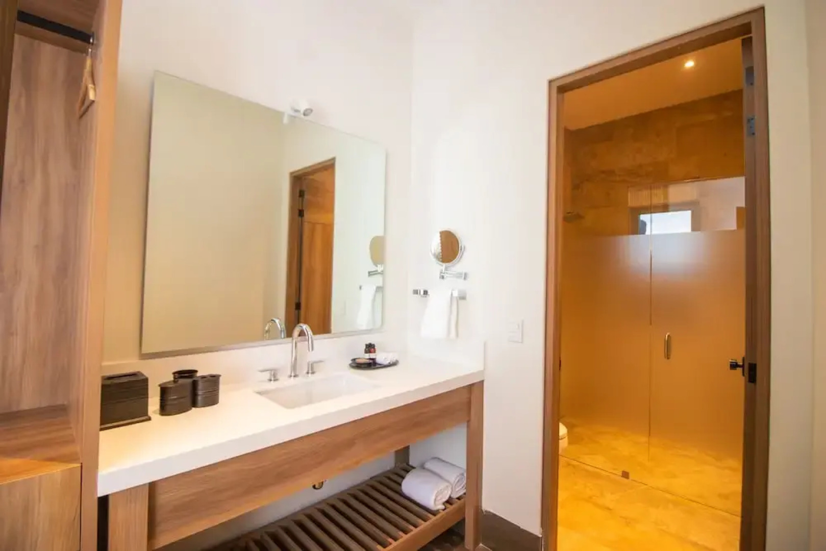 Hotel Vinícola Parvada by Lumina